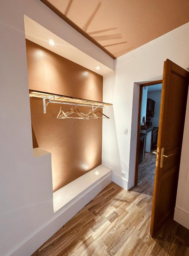 Studio 2 Du Spa Celinie Warcq 외부 사진